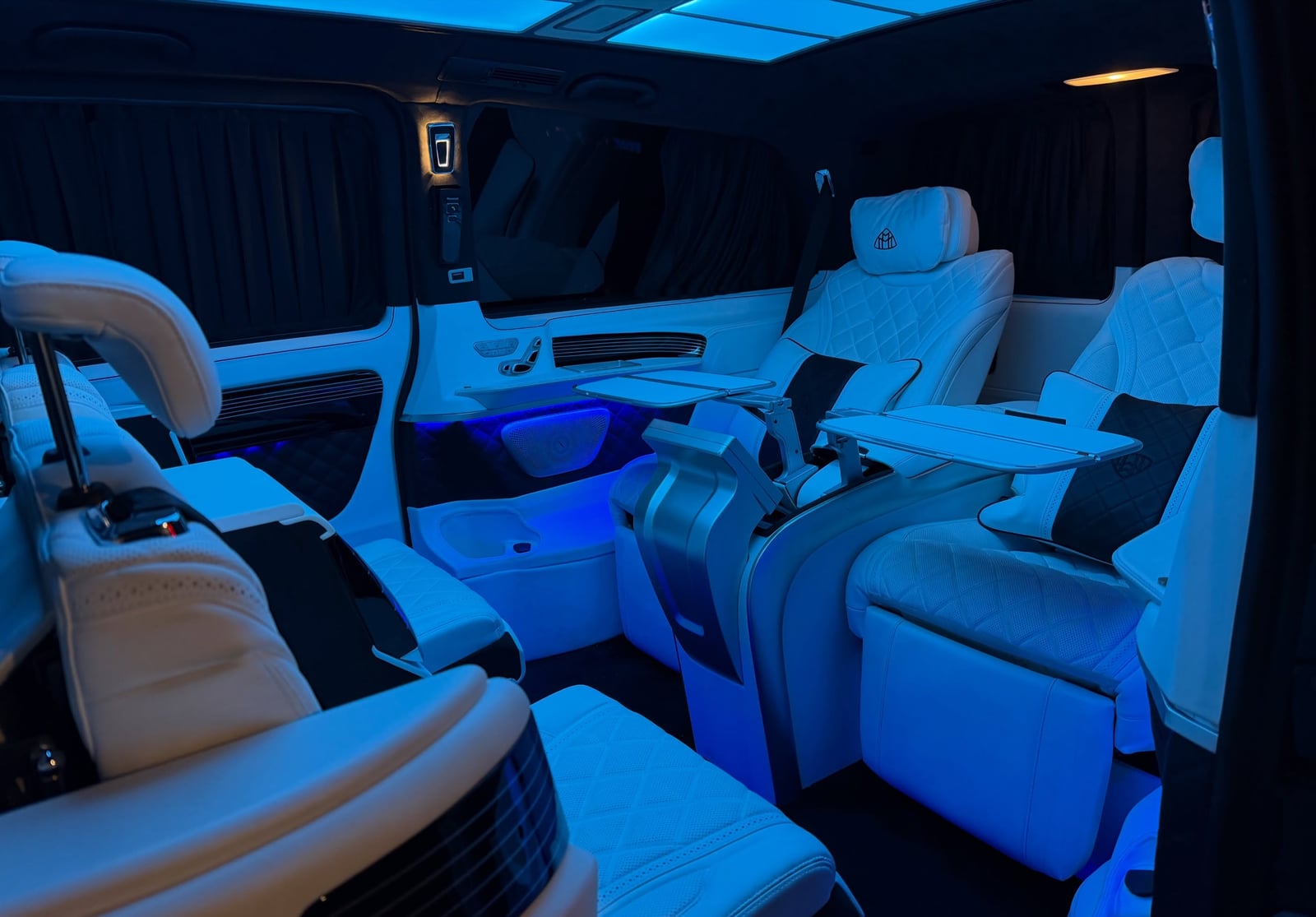 Completed Motenza Auto Couture Mercedes Metris interior with executive seats