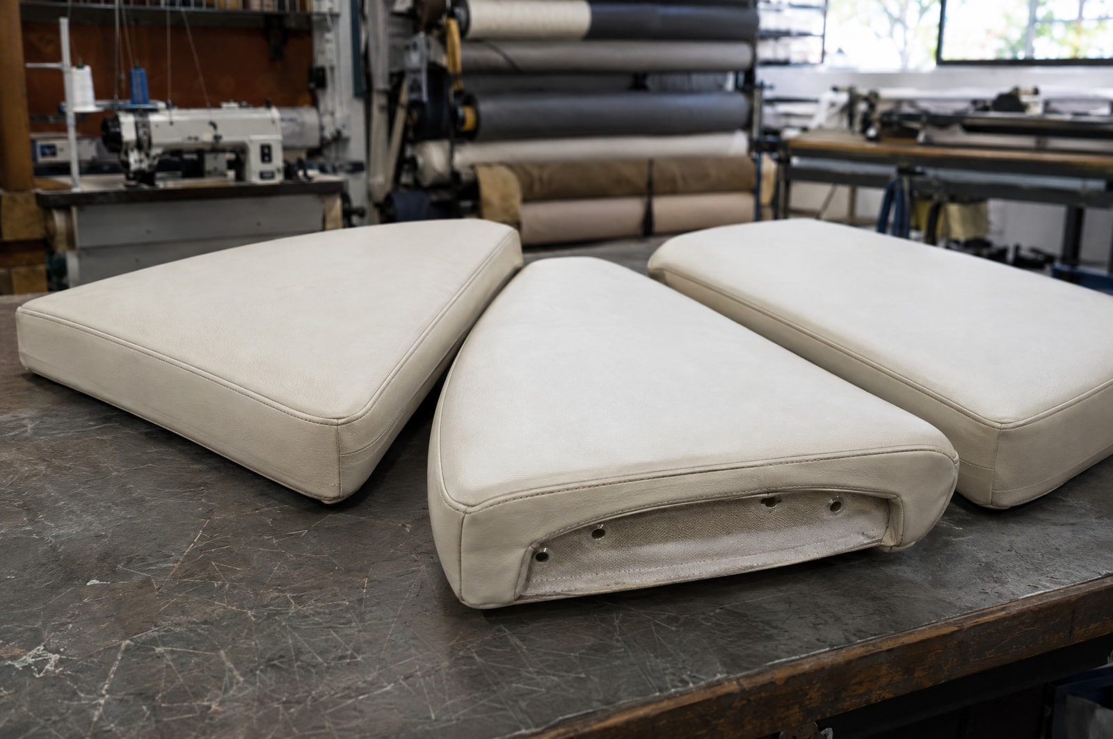 Custom boat cushions: Fit and finish · Motenza, Hollywood FL