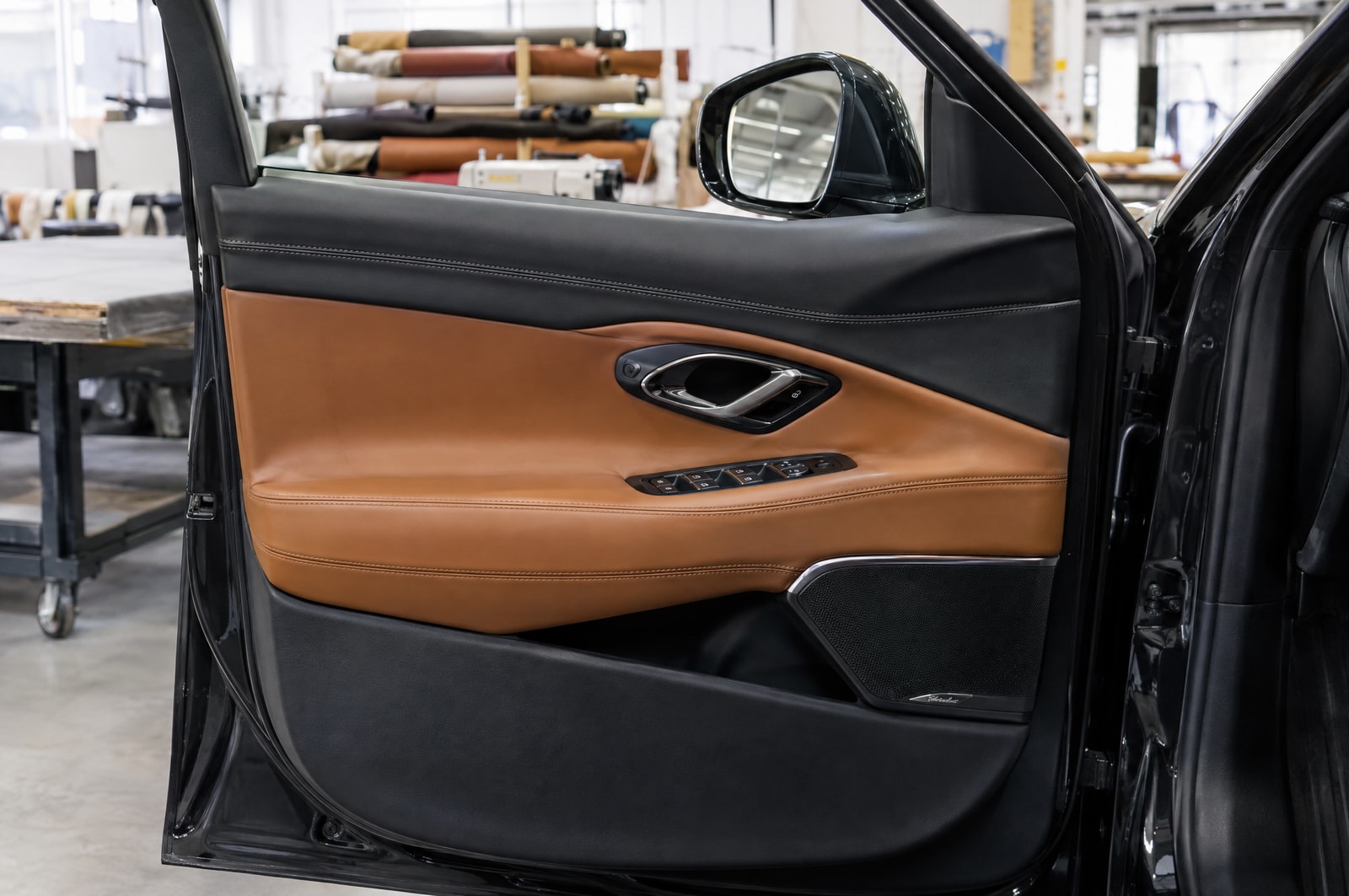 Door panel upholstery: Fit and finish · Motenza, Hollywood FL