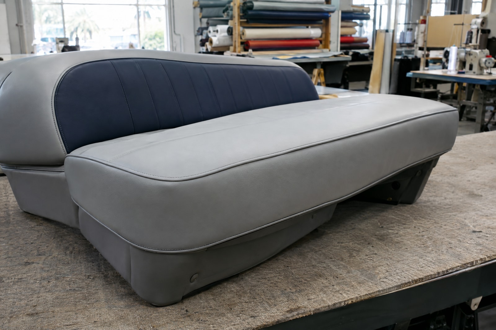 Pontoon seating upholstery: Fit and finish · Motenza, Hollywood FL
