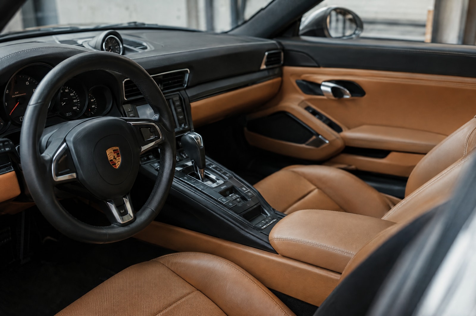 Porsche-style leather cabin: Material texture · Motenza, Hollywood FL