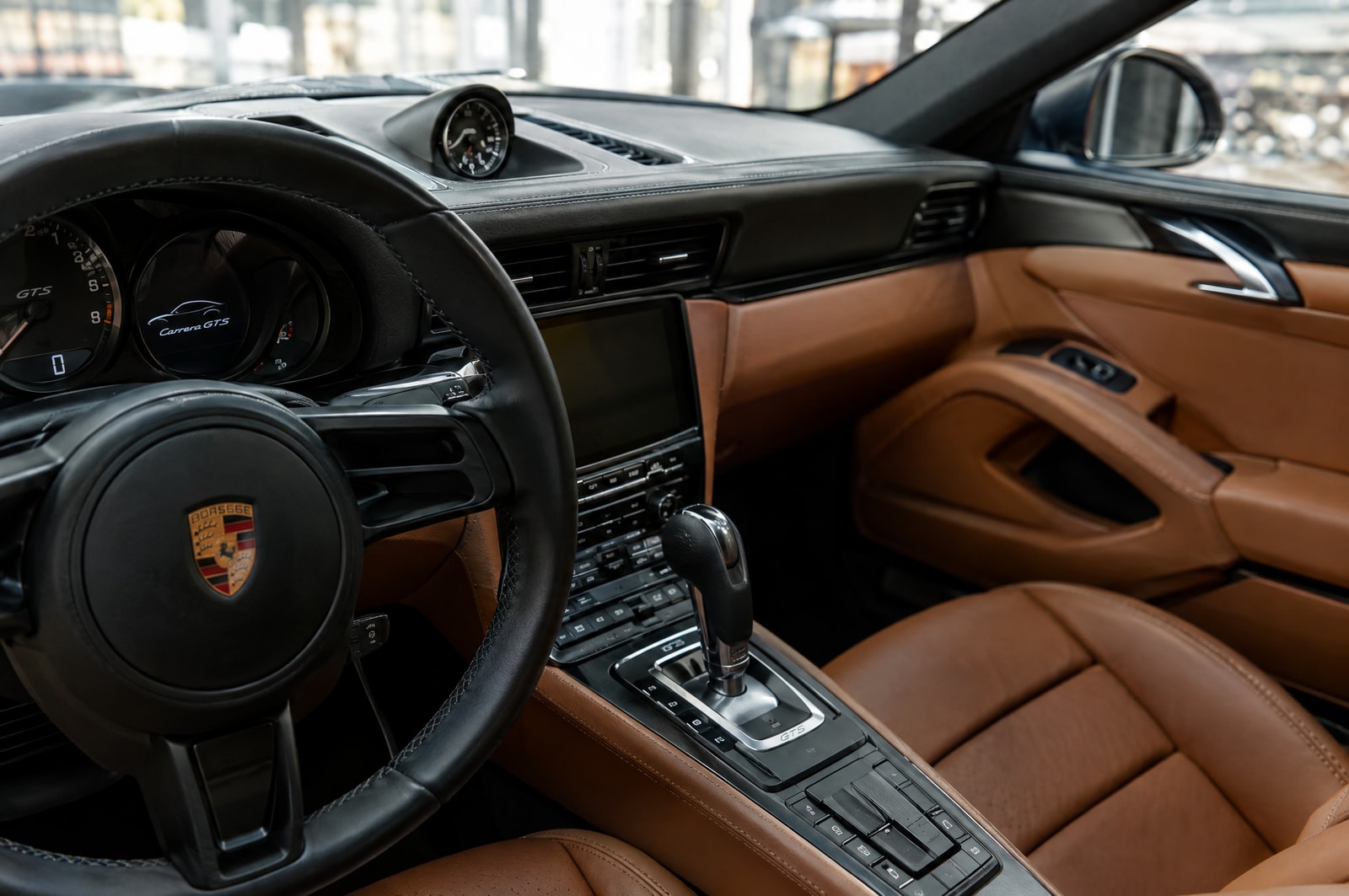 Porsche-style leather cabin: Seam detail · Motenza, Hollywood FL