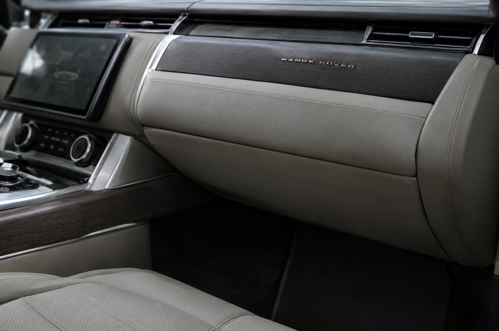 Luxury SUV leather interior: Seam detail · Motenza, Hollywood FL
