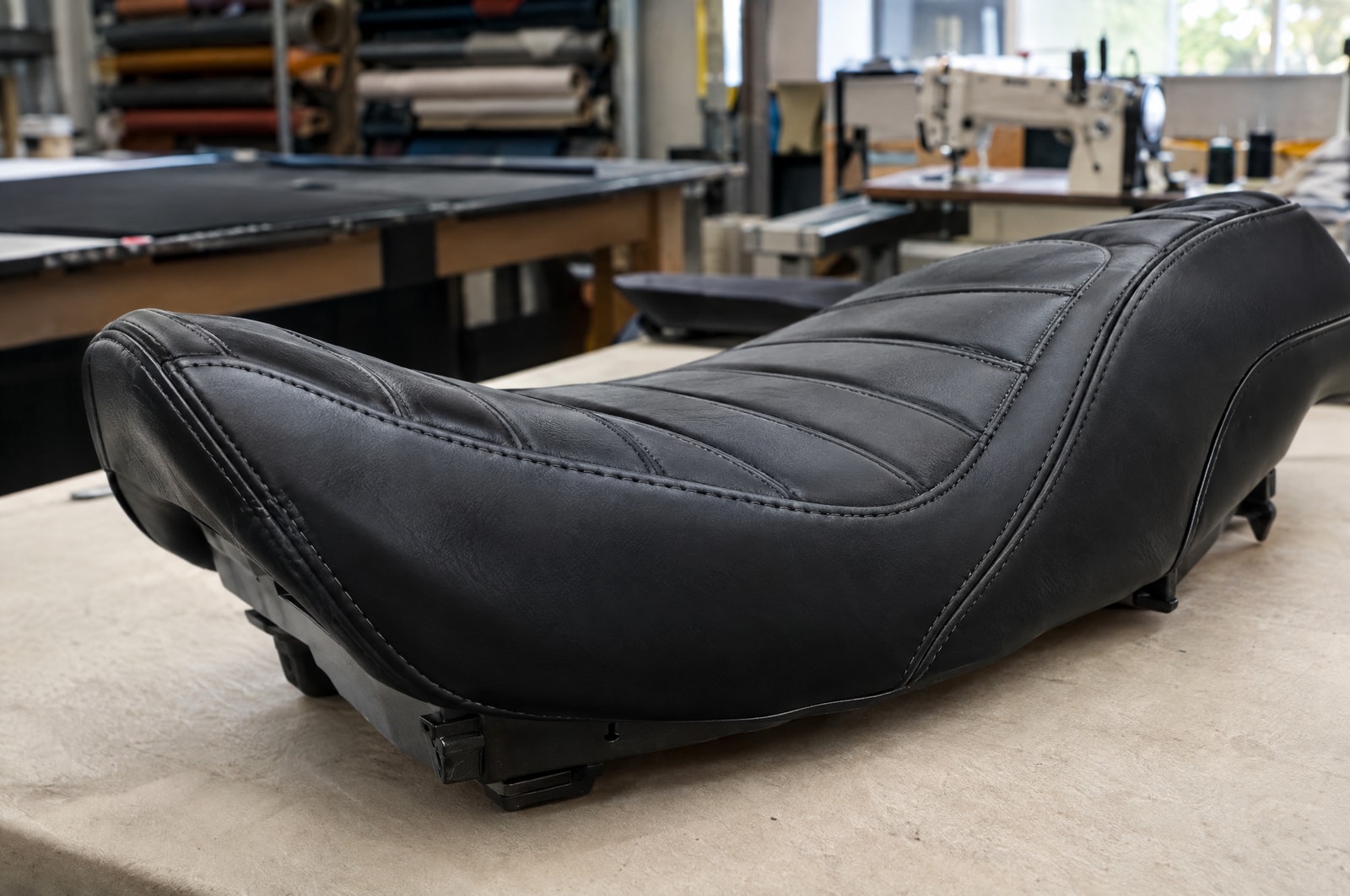 Motorcycle and golf cart seating: Seam detail · Motenza, Hollywood FL