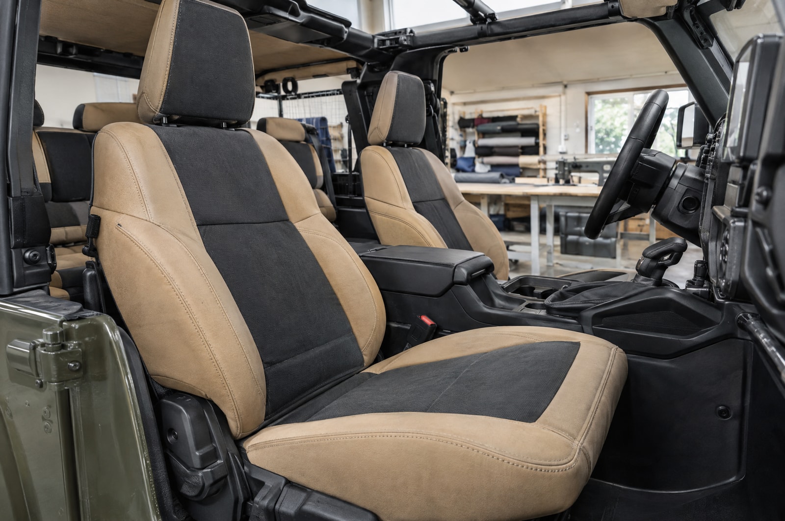 Off-road seat upholstery: Fit and finish · Motenza, Hollywood FL